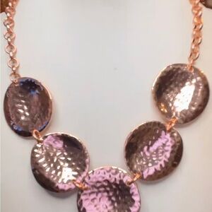 Chic Hammered Disc copper Necklace in Rose Gold
